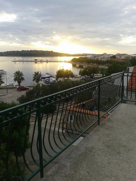 Apartments Lorio Vodice Exterior foto